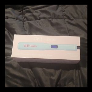 CHI   Malibu Barbie 50th Annie collection CHI NWT